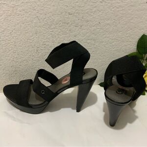 GBG Los Angeles size 10 black heels